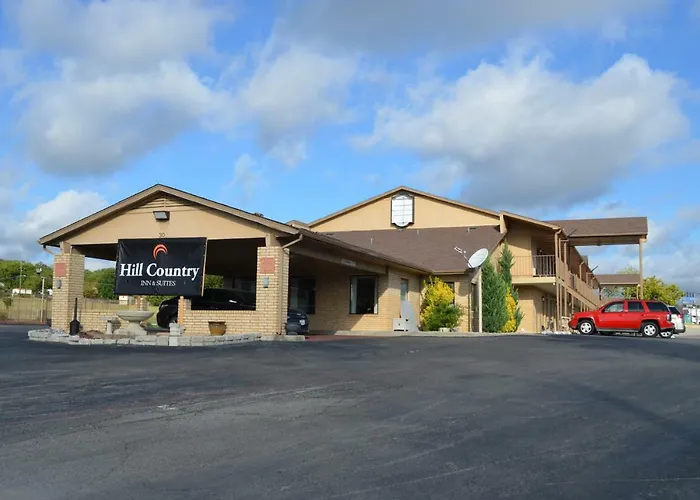 Hill Country Inn And Suite