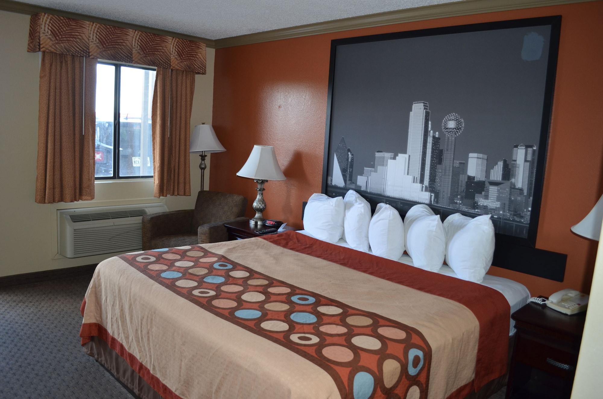 Hill Country And Hotel 3*
