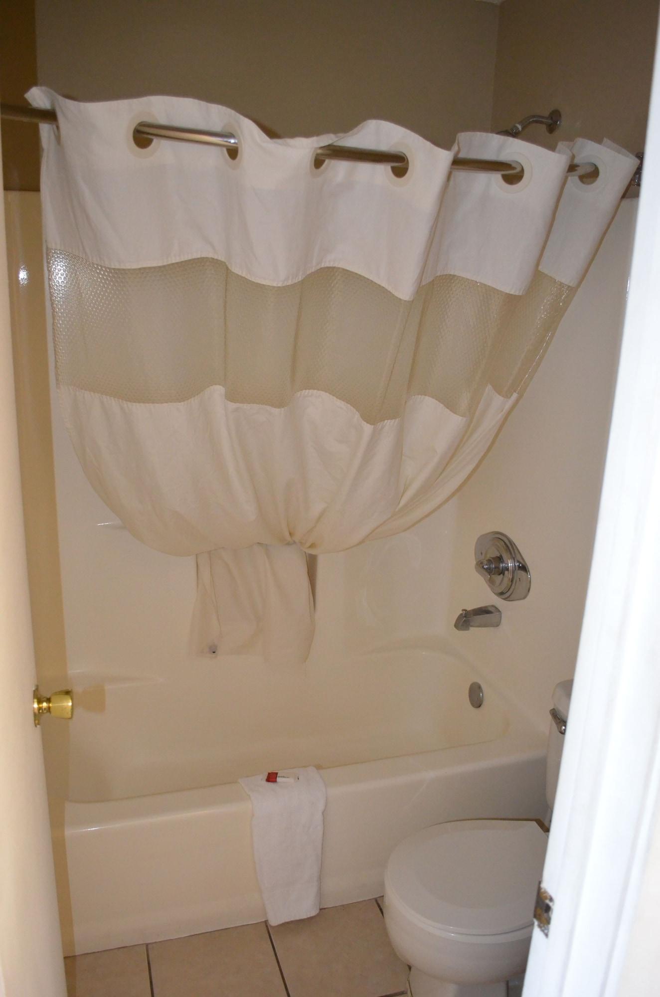 Hill Country And Hotel 3*