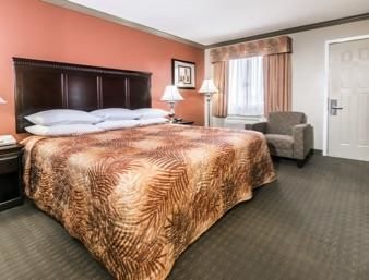 Hill Country And Hotel 3*